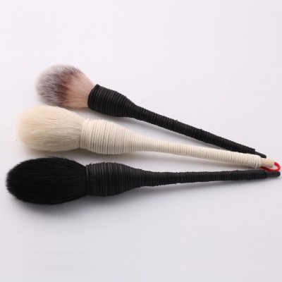 Natural Rattan Blush Brush Professional makeup Tool Handmade Blush Brush